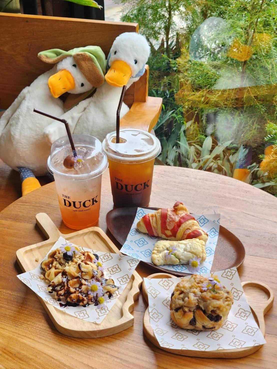 The Duck Cafe And Resort Trat Exterior photo